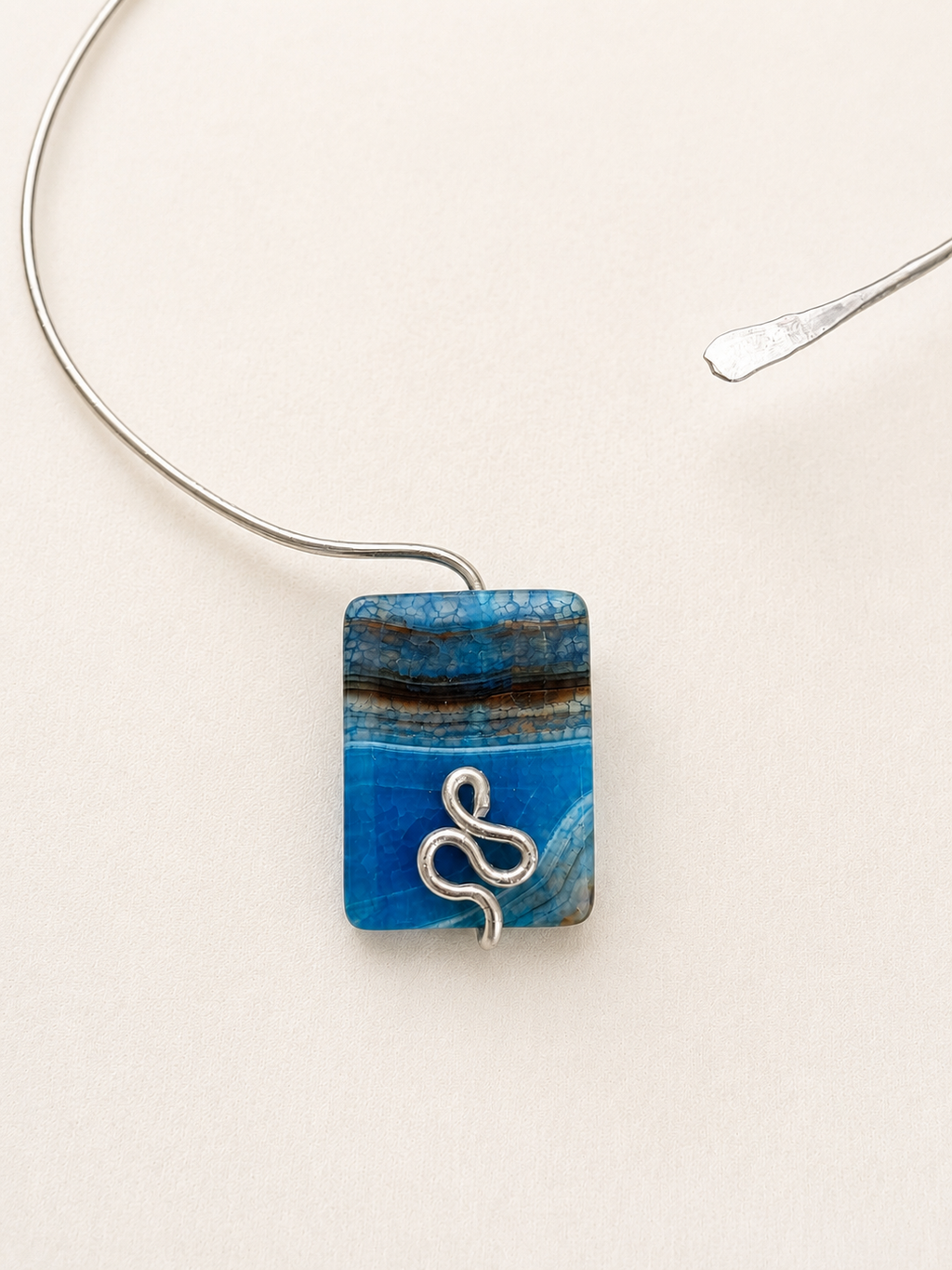 Blue Agate Collar Necklace