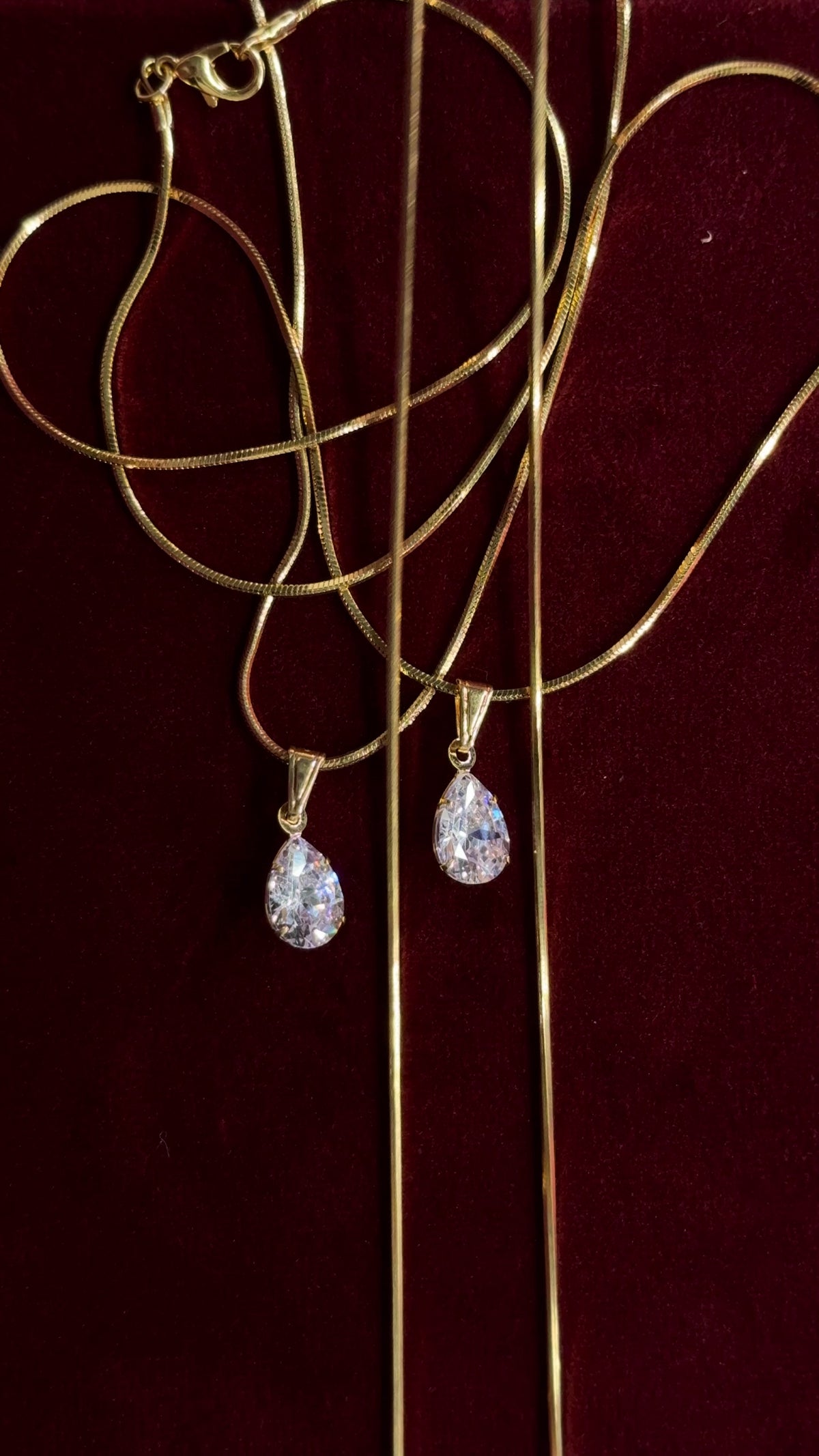 Snow Droplet Necklace